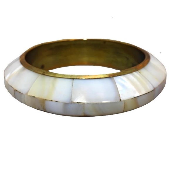 Jewelry - Bracelet Mother of Pearl Bangle